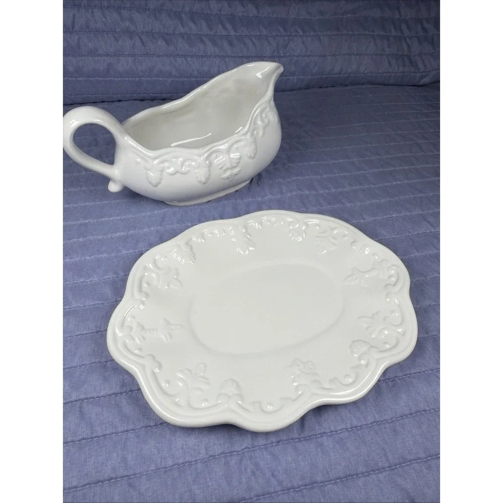 BICO White Ceramic Gravy Boat w/ Underplate Embossed Serving Dish Set
